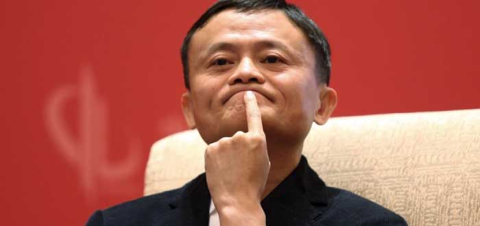 Jack Ma pensando