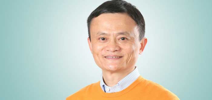 Jack Ma sonriendo