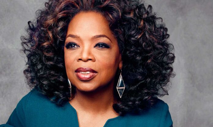 Oprah Winfrey en fondo gris