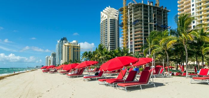 Playa y construcciones en Miami