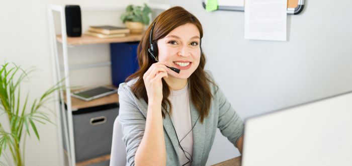 Persona de atención al cliente