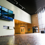 Los usos de la cartelería digital para hoteles Usos de la cartelería digital para hoteles